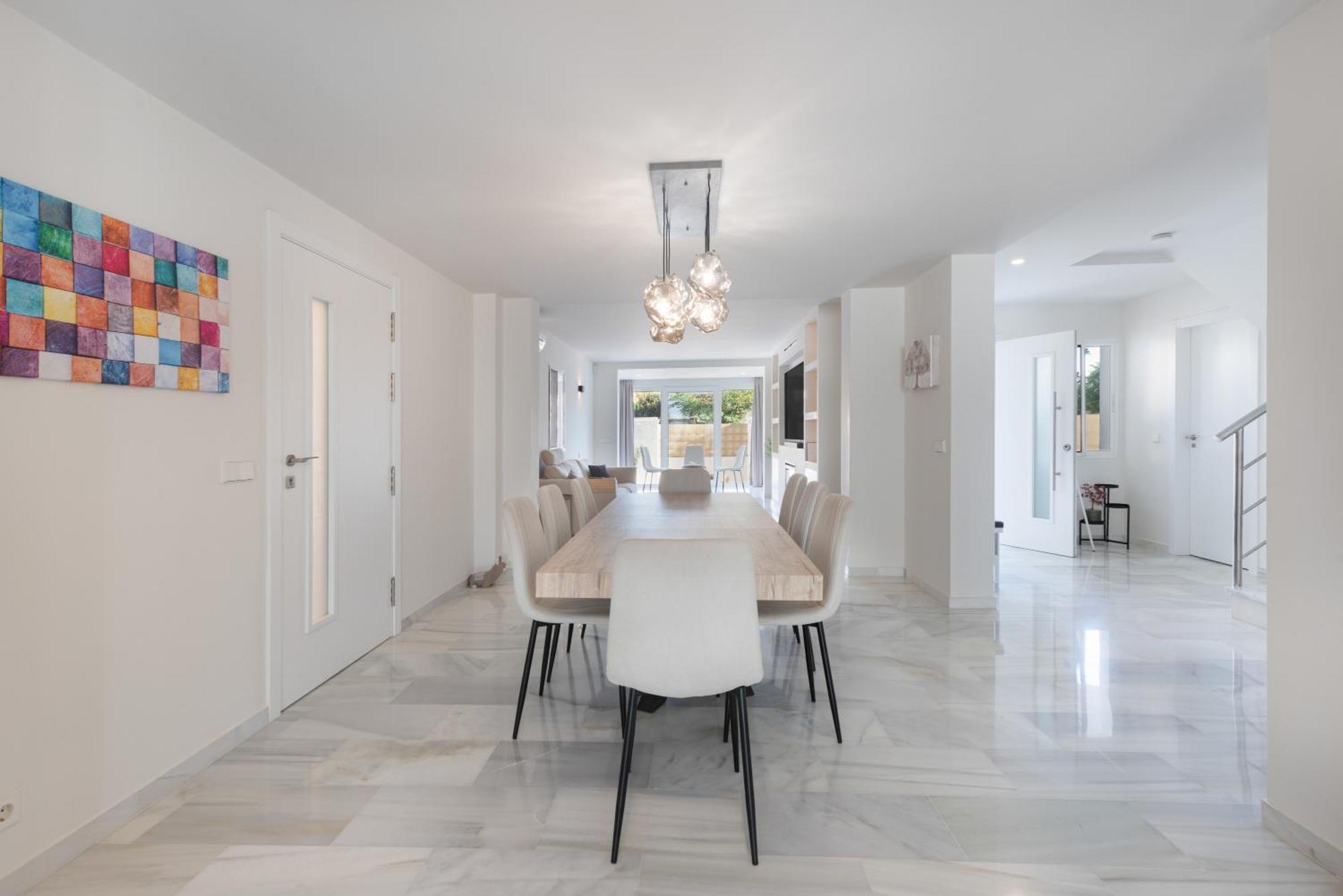 Luxurious And Modern Family Malaga