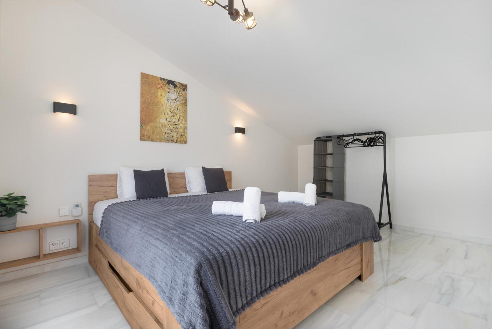 Luxurious And Modern Family Villa Malaga